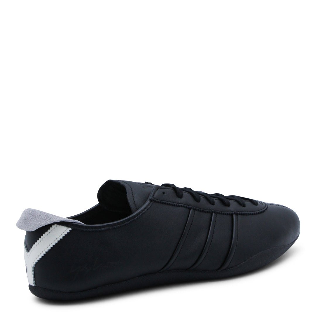 Y-3 Sneakers - BLACK/BLACK/OWHITE | f0e50ba8267e8ba0453c112b7455f539cd965468