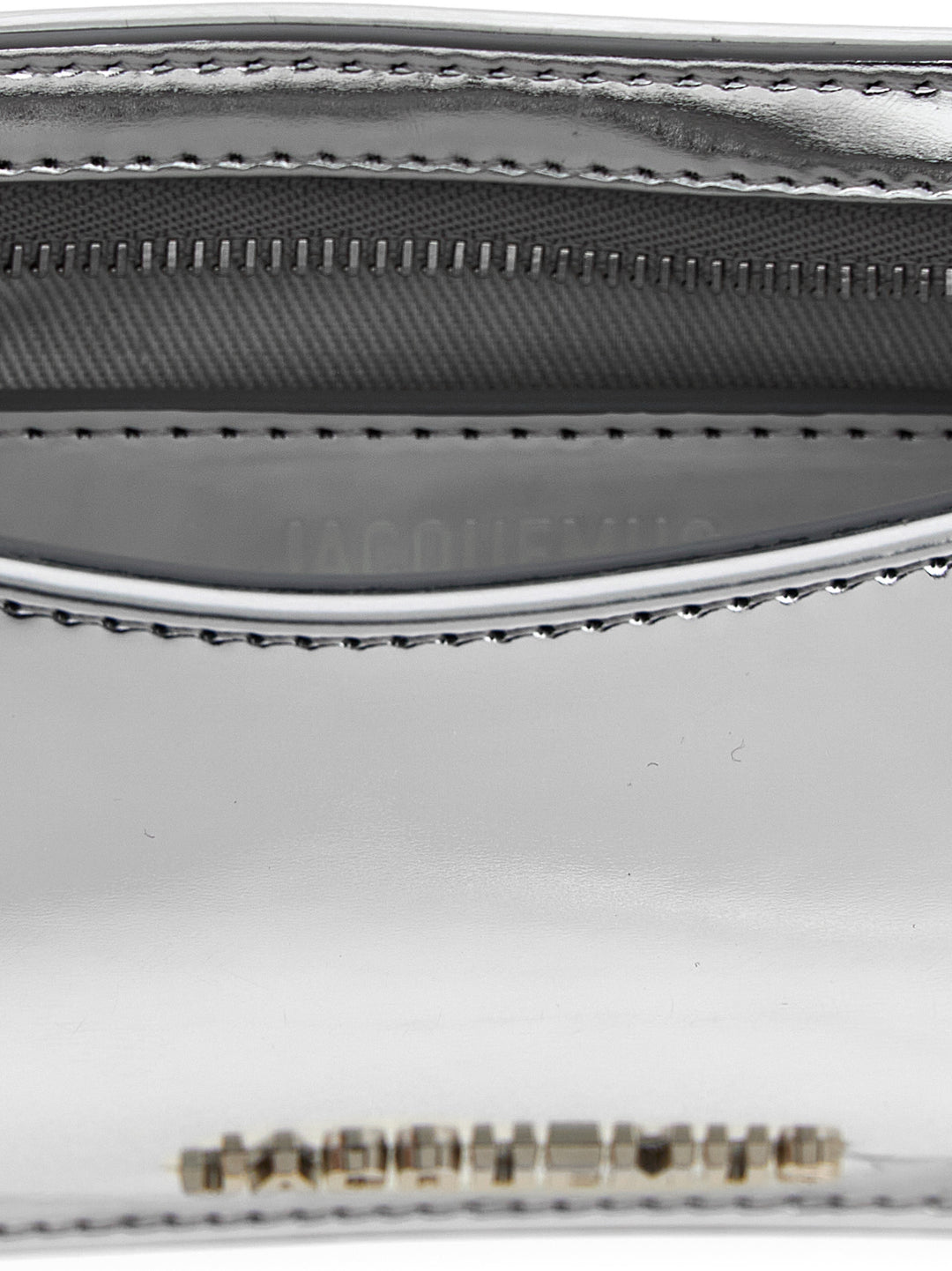 Jacquemus Le Petit Bisou Chaine Shoulder Bags - Silver | aa55f47d32a633a7ebf535bbed546370ddecfcec