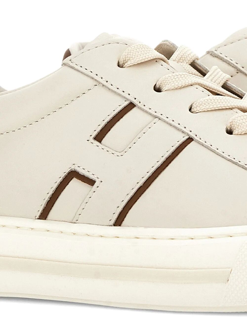 Hogan Sneakers - Nude & Neutrals | 53253fcfa6f91079fa36e676951e889b3c203791