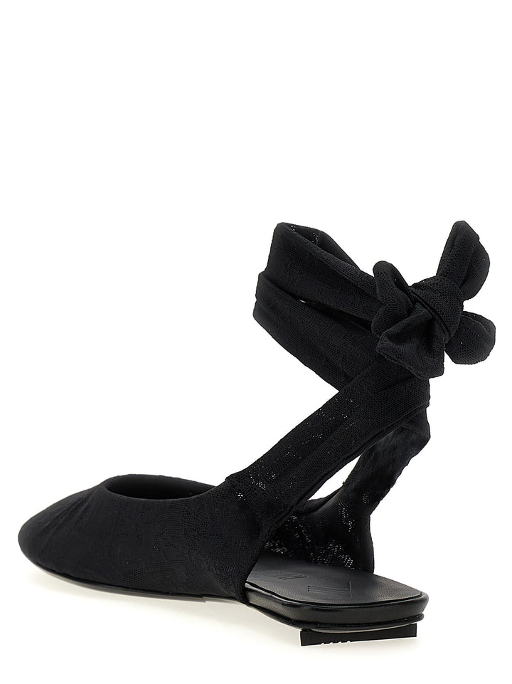 Cloe Flat Shoes Black