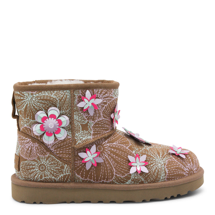 Ugg Boots - Chestnut | 01f9bbaba05735fd24e9082d8b638597b98b1044