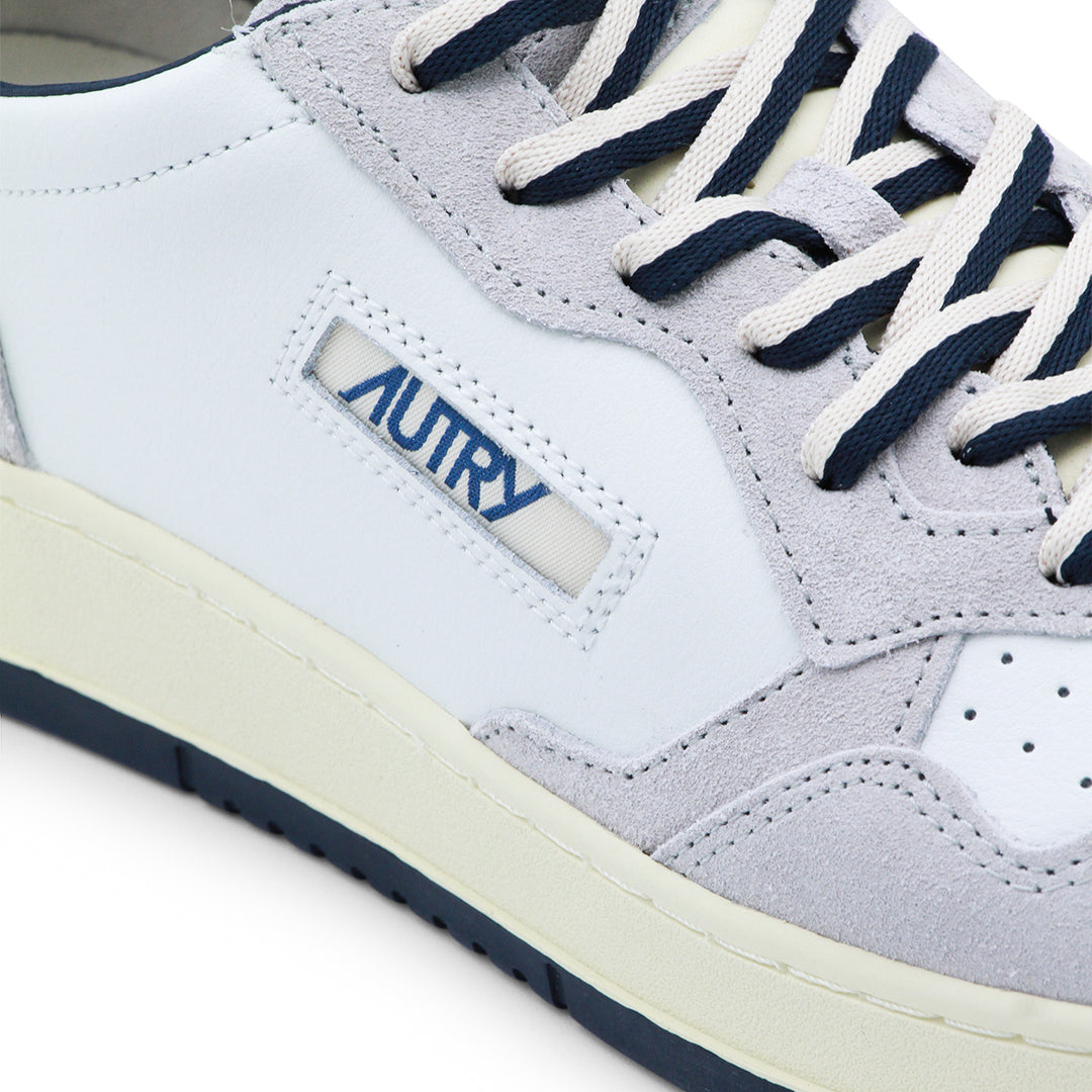 Autry Sneakers - WHT/VAPOR | 2820f9c010d6cfe7ff290e56638879aa1f7b35ee