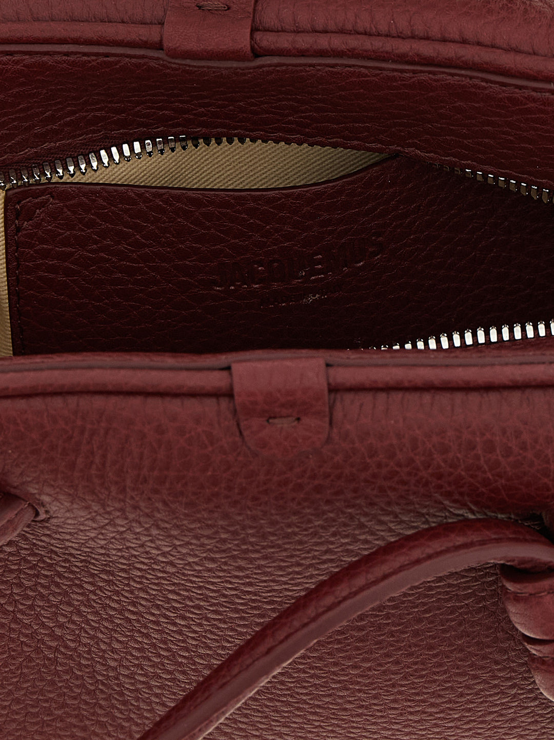 Jacquemus Le Petit Turismo Hand Bags - Bordeaux | 89bf0ea96c86eebd711febc9f81ac05960a9376d