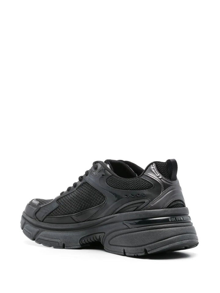 Golden Goose Sneakers - Black | 4d1362719a6638bd2d40c2dcc7f7350a29db1b5a
