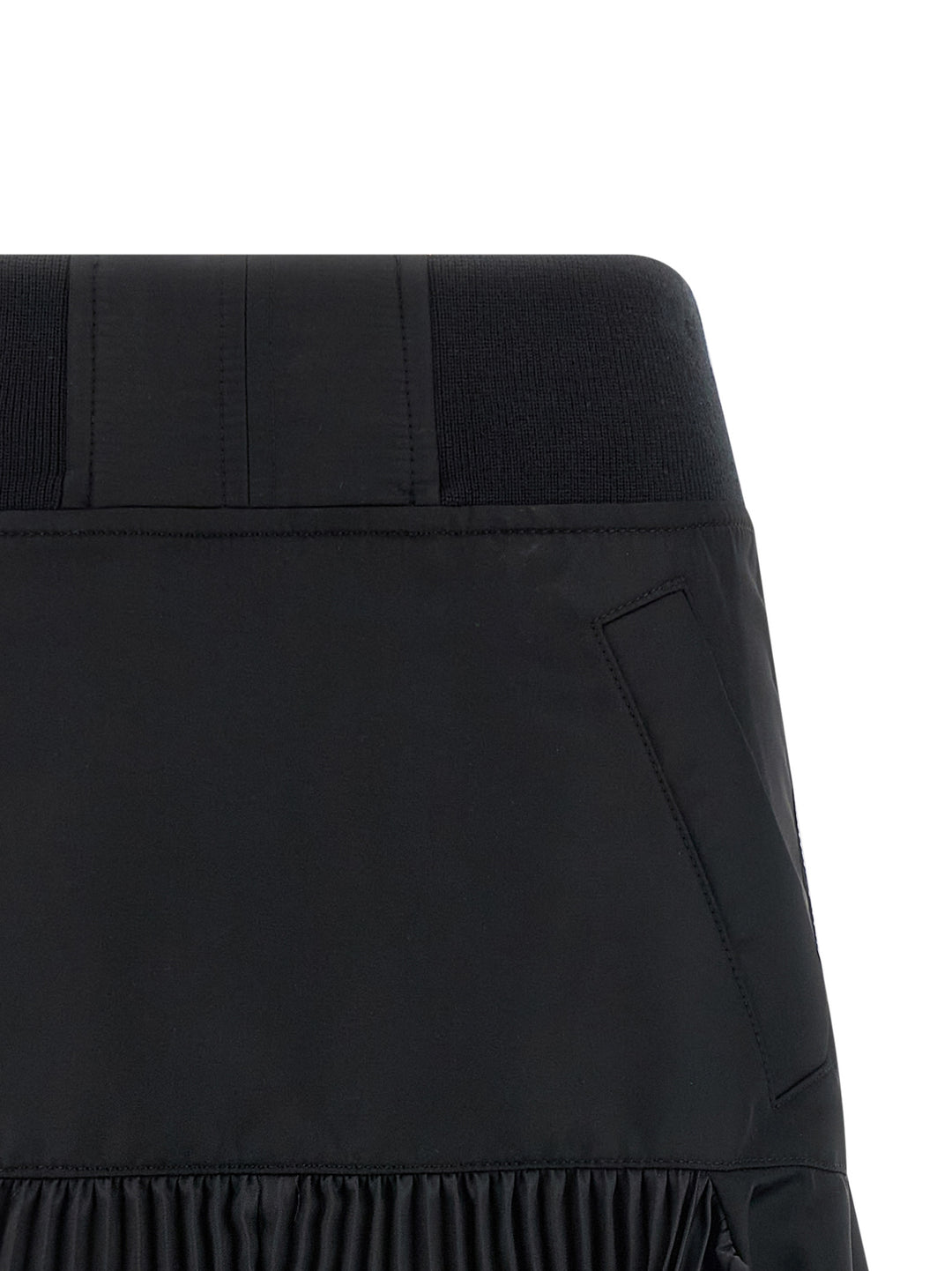 Sacai Pleated Insert Skirt Skirts - Black | fee677c474eec10cdf01cacb5e9b92c05582e66b