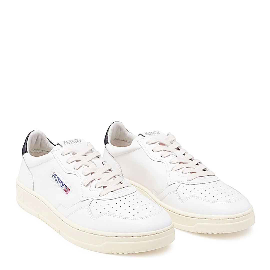 Autry Sneakers - WHITE/BLACK | e0c5f60a0d308637ccff6b37105e9a80cc113d26