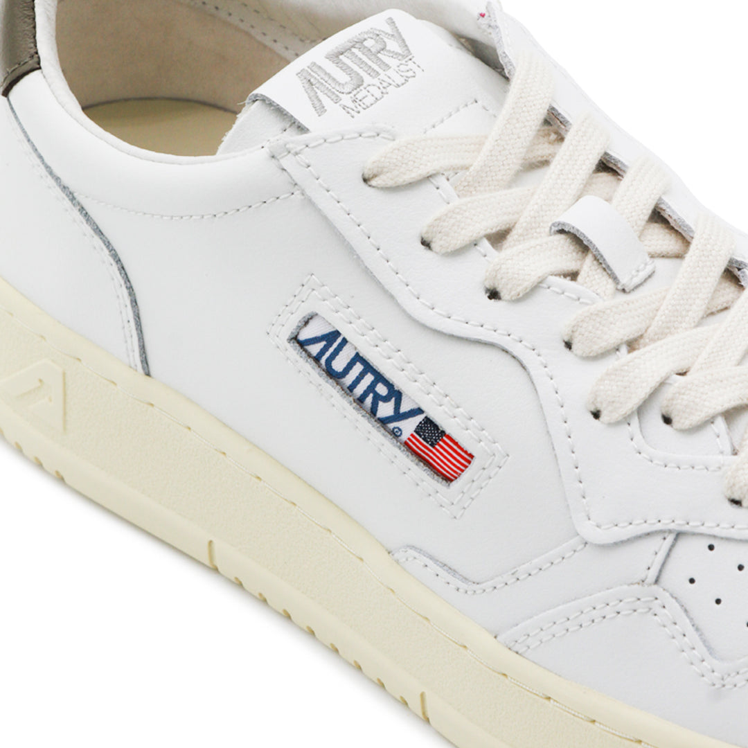 Autry Sneakers - WHITE/CHOCO | d7c889929de0cc6c8f55a47b37fccf58710e5de4