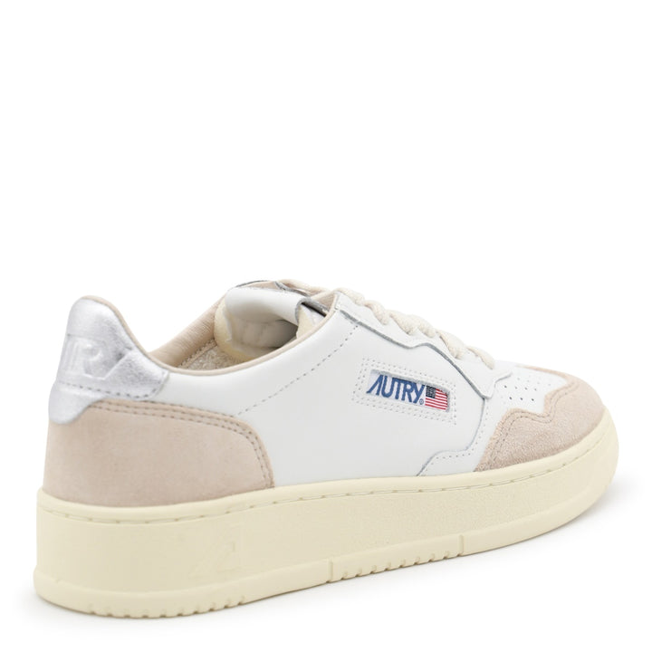 Autry Sneakers - LEAT/SUEDE WHITE/SILVER | 3ea8194bdf44483e59f0d2e50bb855027a9bf53d