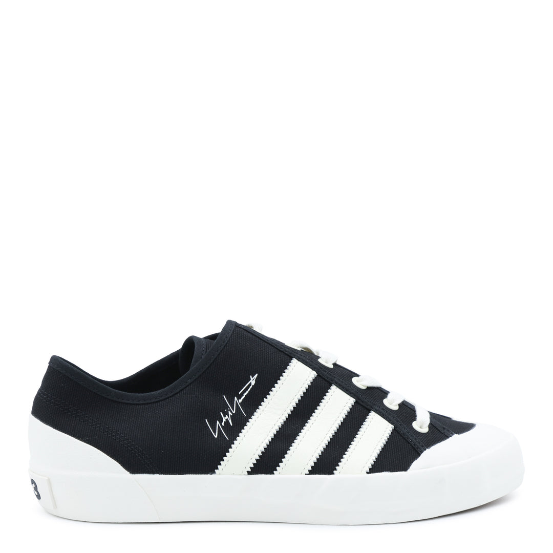 Y-3 Sneakers - BLACK | cd1a33fbb8c7628a6a84648b92a77a5f97c91b6c