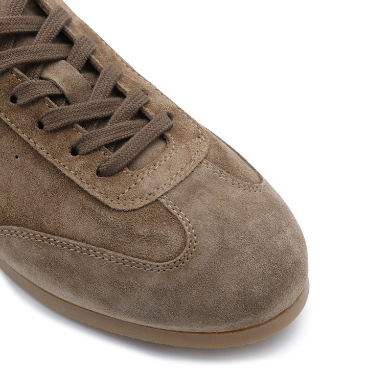 Common Projects Sneakers - TAUPE | d11d18823e69f6d7b6c435d45f23533757432245