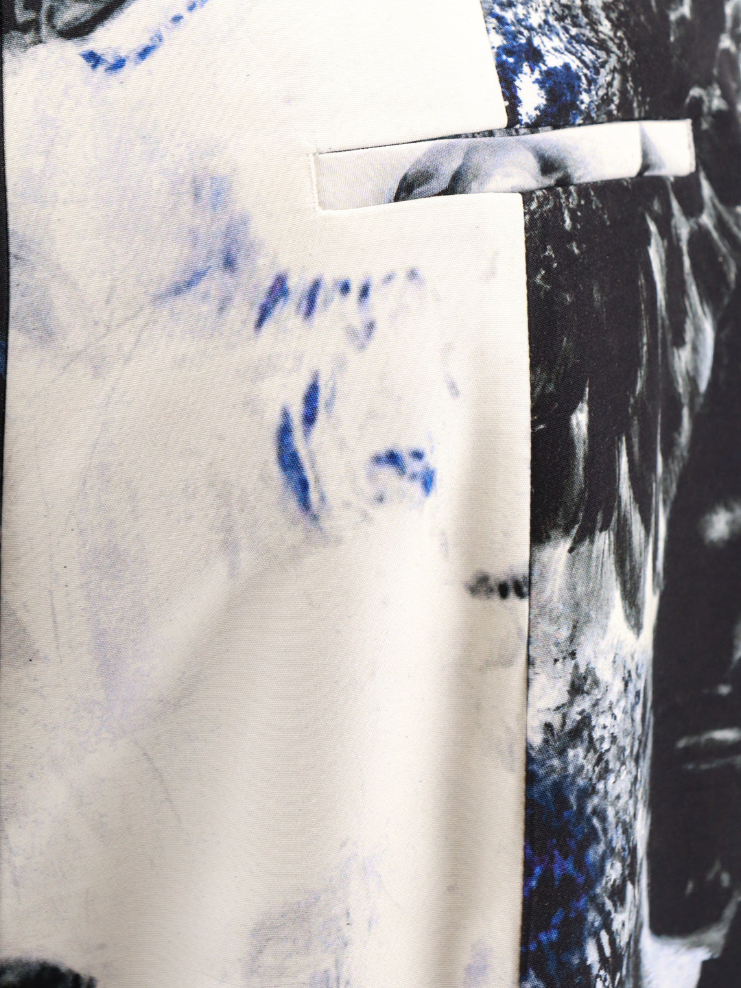 Alexander Mcqueen  - Light and natural | 497327dfe33b5fbf1412af67a4270ba7ac4c4b8b