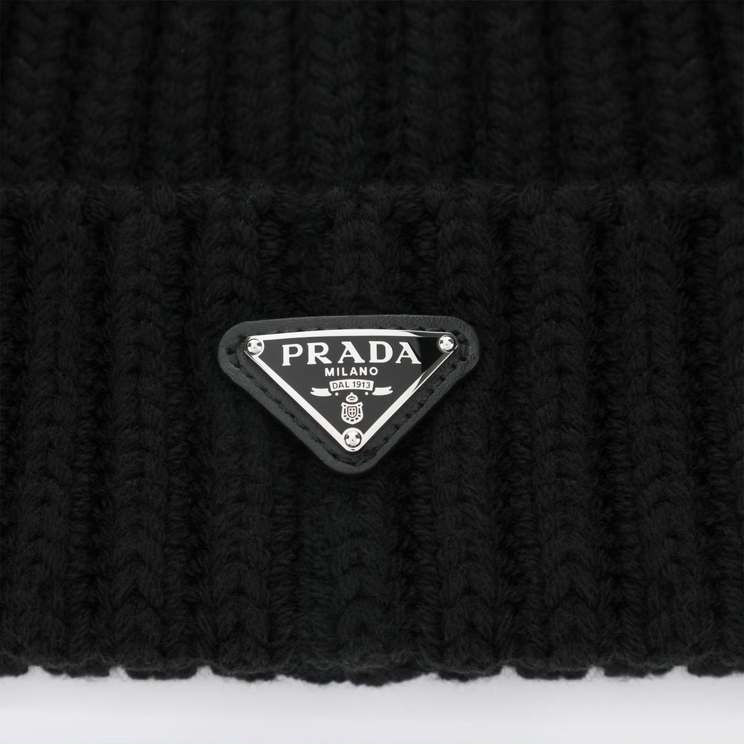 Prada Hats - Black | d98c682c0b66f96a46f48031135e9dd49955ef31