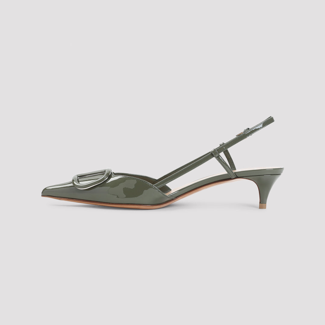 Valentino Garavani Pumps - Nude & Neutrals | 5e84fdca32f3e959f2665eca87a12ac26a1a939c