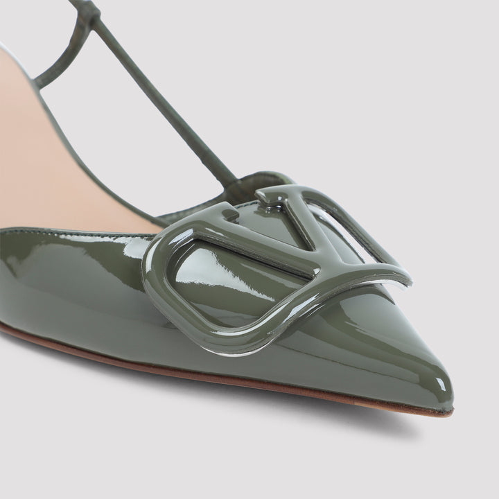 Valentino Garavani Pumps - Nude & Neutrals | a052a40d32641f0042350587f6fc8bee426de552
