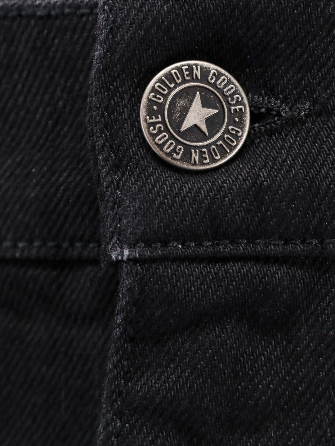 Golden Goose  - Blacks and greys | f1ac92a668ed147628a5ef95428a56274453f5f6