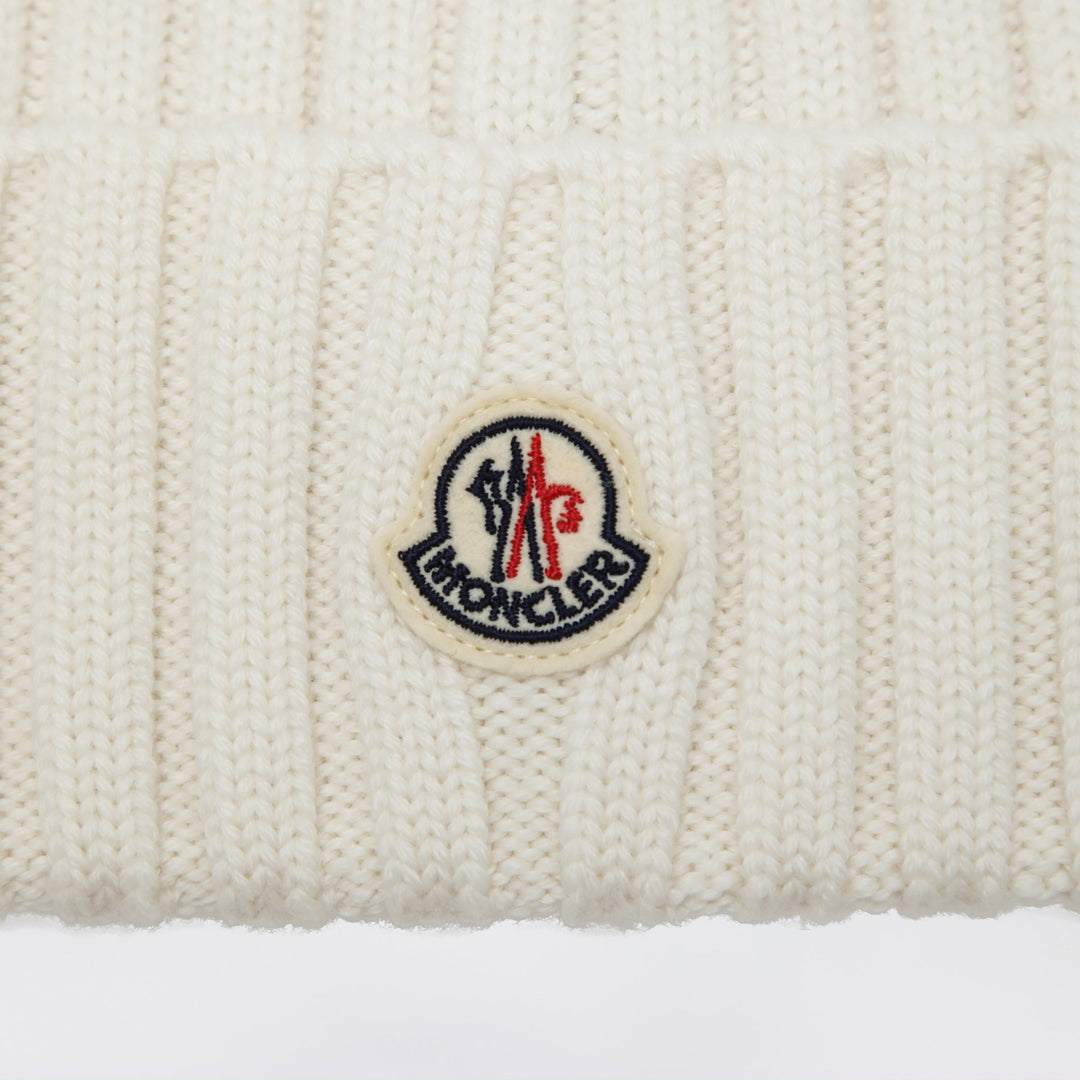 Moncler Hats - White | 00c287e905f1b655df03f12cb0006b96d9e8105b