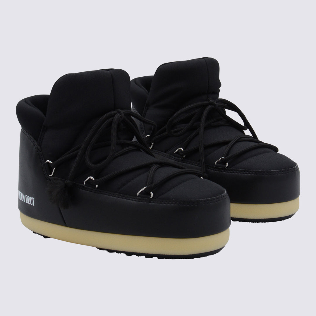 Moon Boot Boots - Blacks and greys | 96d1f3184b14fa19188ef80f2445f34053134e09