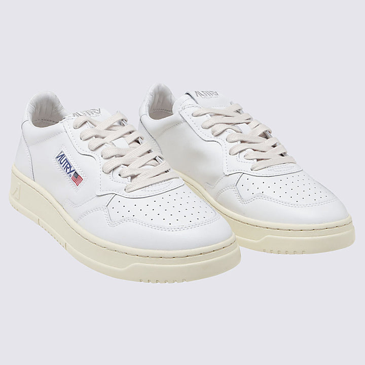Autry Sneakers - WHT/WHT | 0c933c71e1ed4410bad3c2107dafaaec6514e480
