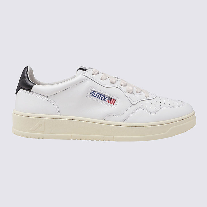 Autry Sneakers - WHT/BLACK | da795cb8a1f29ceae00131193f57b7b08ac20ac4