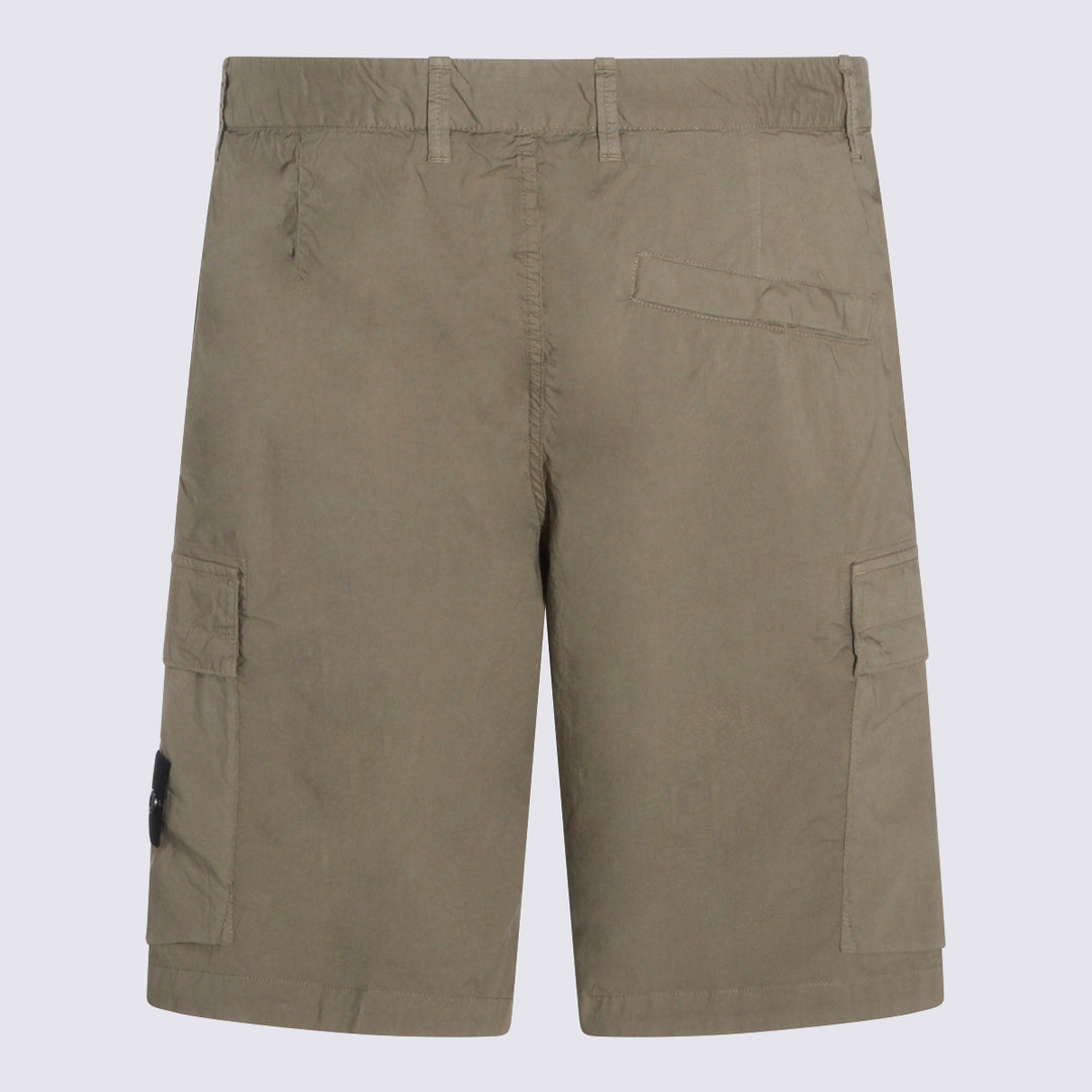 Stone Island Shorts - MILITARY GREEN | a178fe63a48338914aadf7963625dfba2fa53eae