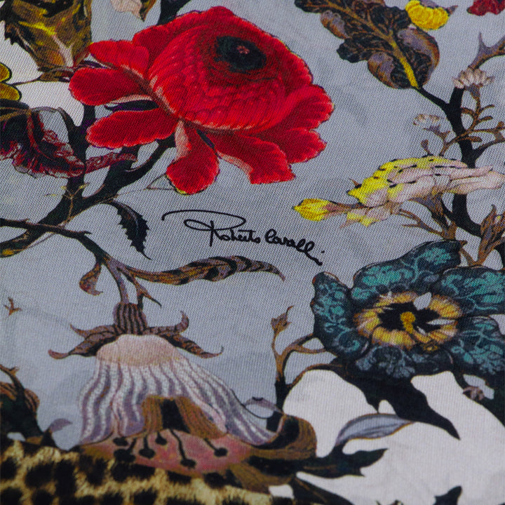 Roberto Cavalli Scarfs - Light and natural | 6a4d68f84edaeed08c3eae9bdacada6784915d28