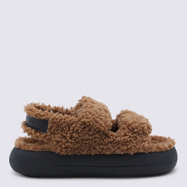 Sandals Chari