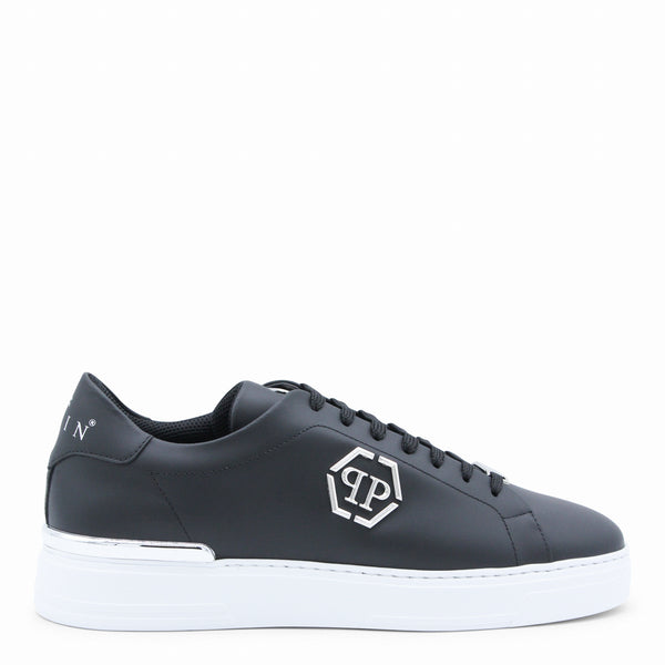 Baskets noires