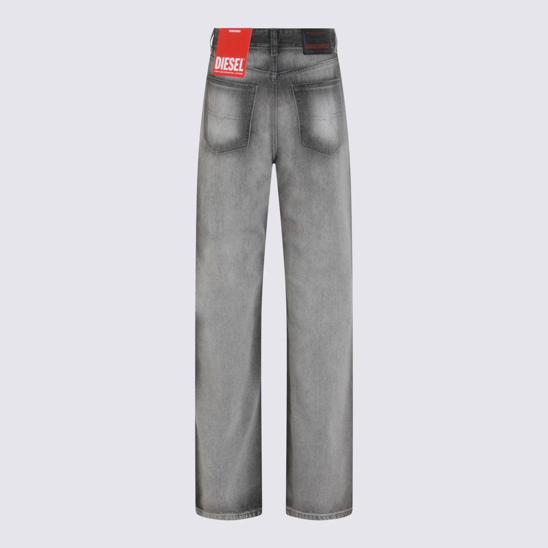 Diesel Jeans - Neri e Grigi | 77c5be76ef9b7a0a95df7aea99e4048ab3be9ae3