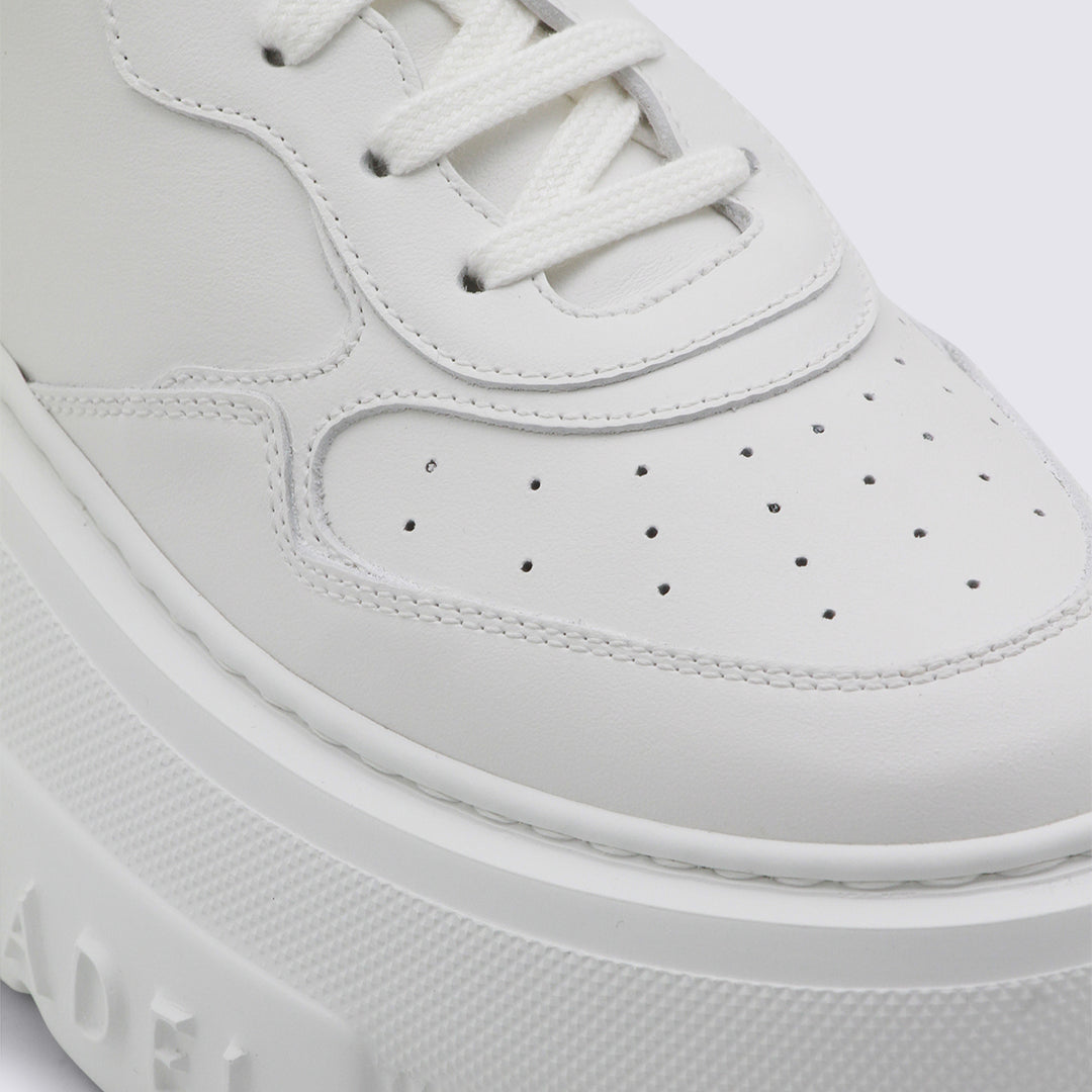 Casadei Sneakers - Chiari e Naturali | e9c8d32f6ec88093dd806d2959db9473601a1237