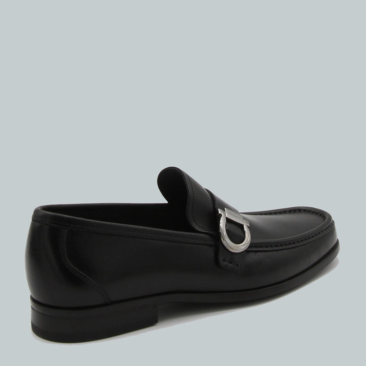 Ferragamo Flat shoes - Black | 4cafa5cc5ba89c7bc16922123bd595665ebb6f0f