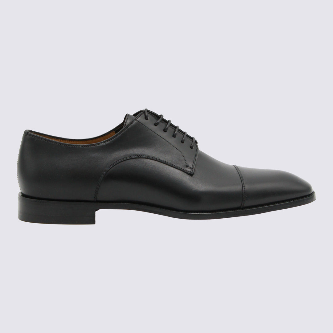 Christian Louboutin Flat shoes - Black | 04a62f6f34e609bfbc08447907448f1b3f3c839f