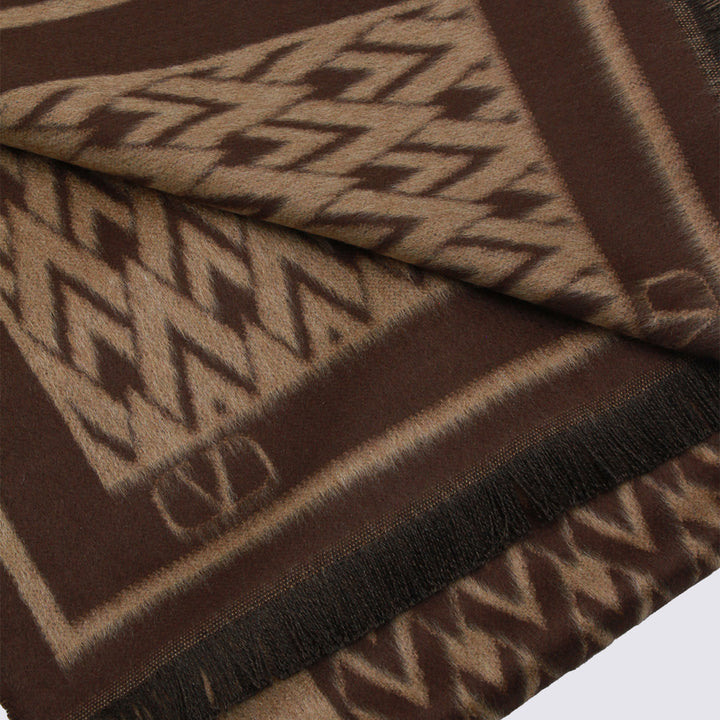 Valentino Garavani Scarfs - Brown | 5ee787820e61cbde29211cc87c4e3b97251af2e3