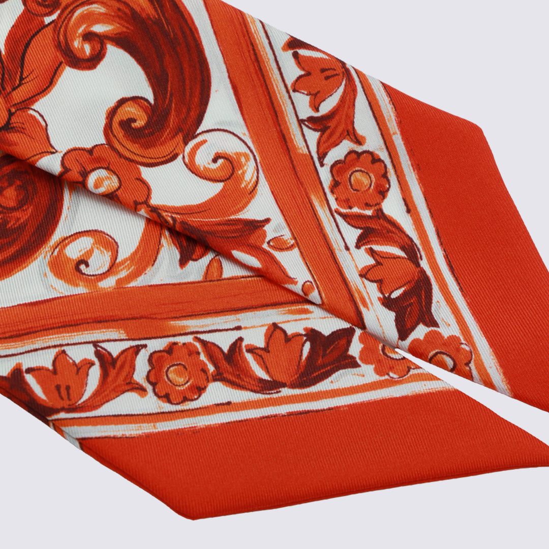 Dolce & Gabbana Scarfs - MAIOLICA | c078624ff8f1e55097547f55ae17fb5001d1ee02