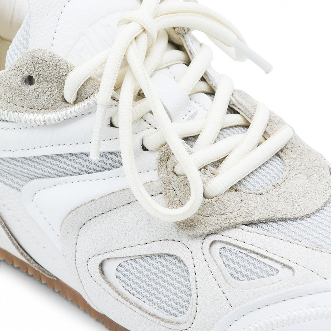 Axel Arigato Sneakers - OFF WHITE/GUM | a4904e97ba35dea3d336ed7e6225a7efd16ca181