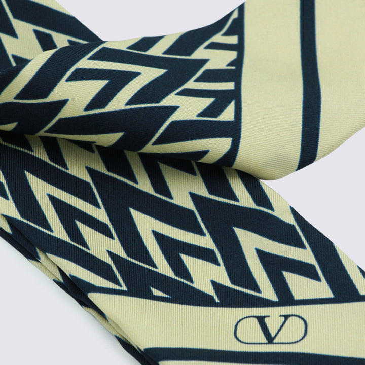 Valentino Garavani Scarfs - AVORIO/BLU NAVY | a093818ef205591f1abebd3358a8c6255c28cc56