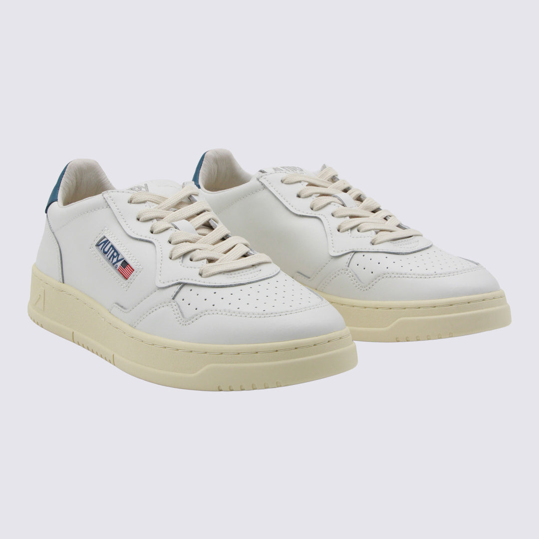Autry Sneakers - WHITE/MALBLUE | b04f22377bea0e19dc3d3e39d22630fc90fc6d83