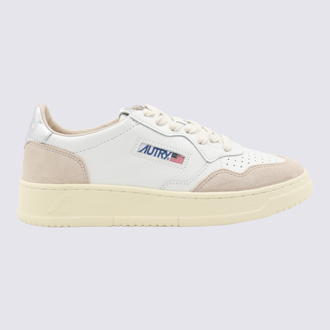 Autry Sneakers - LEAT/SUEDE WHITE/SILVER | 1323c23c4b33f1fc874d4dac61084cd3adb3a8f0