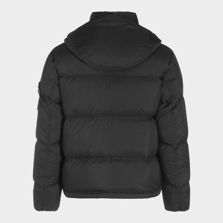 Stone Island Coats - Black | 3ff3cd8538d16902a2453c64246105a3d4eff818