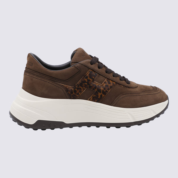 Sneakers Scuri