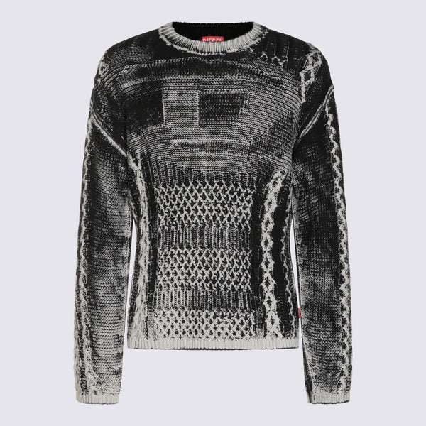 Sweaters Black