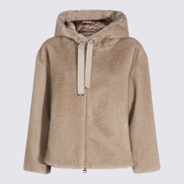 Coats Chantilly