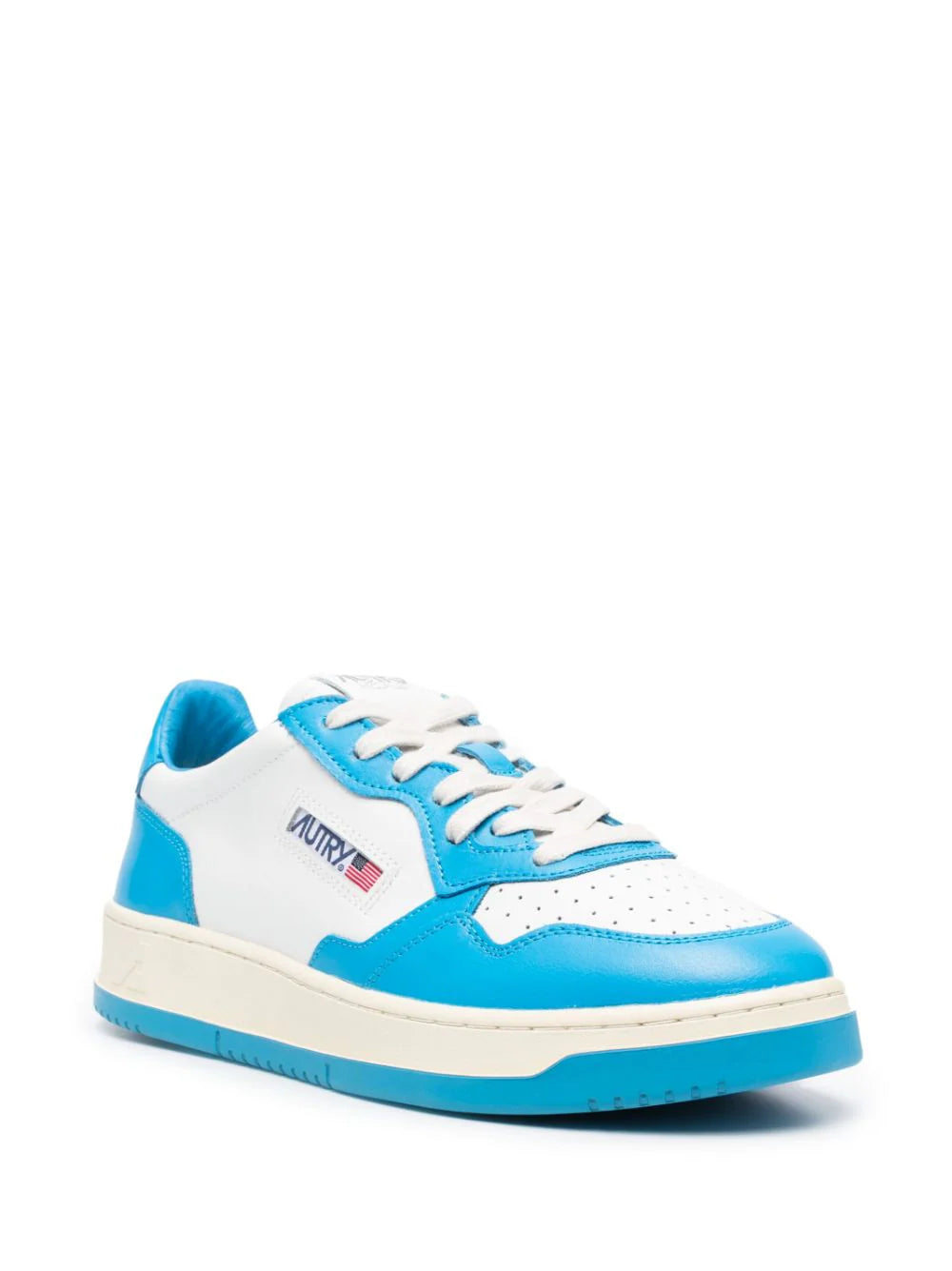 Medalist low-top sneakers