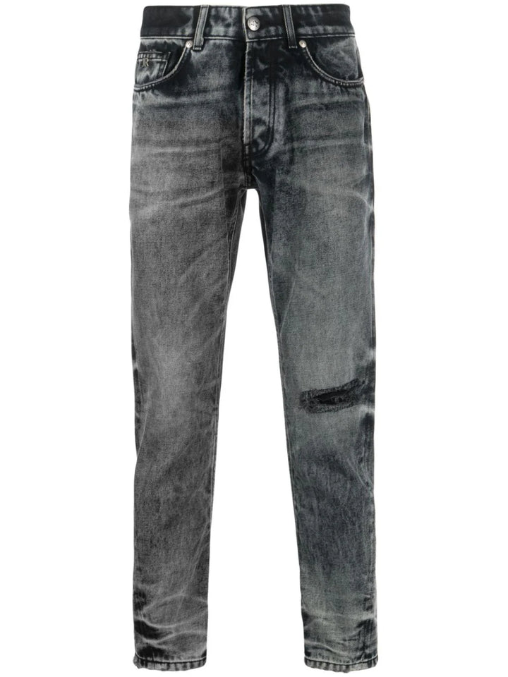 Mick tapered jeans