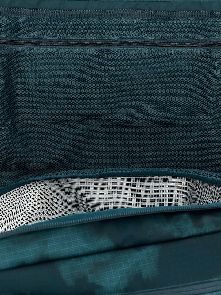 Patagonia Black Hole® Duffel Backpacks & Travels - Light Blue | e69309fb0c52d506a54d638e5967f11acbdc77bf
