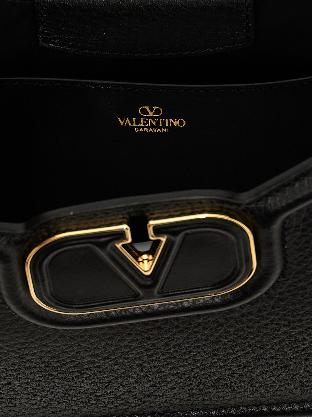 Vlogo Shoulder Bags Black