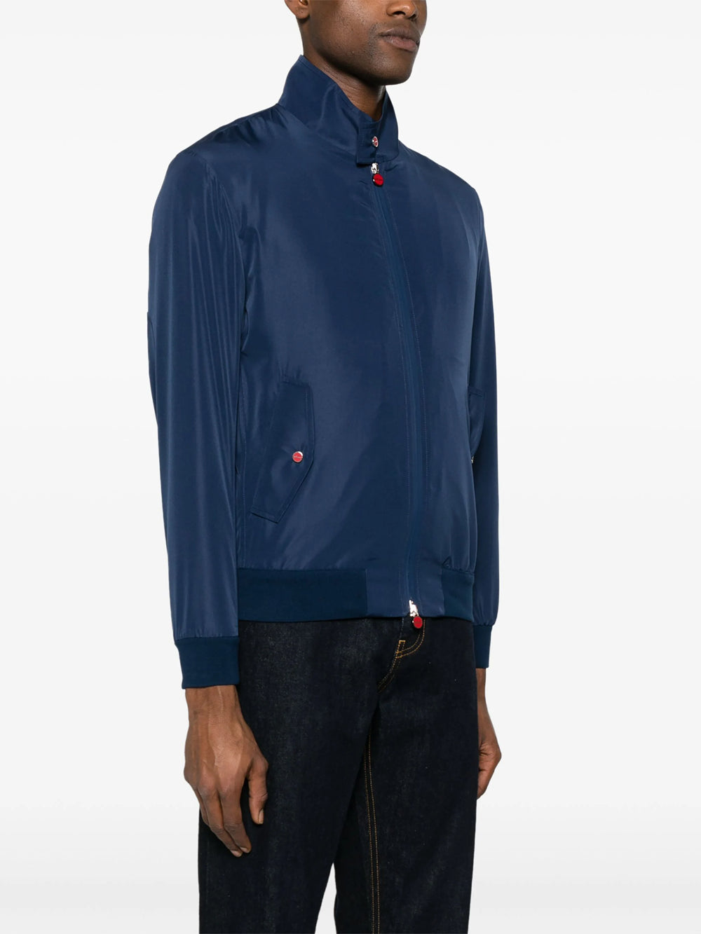 Lightweight jacket with zip