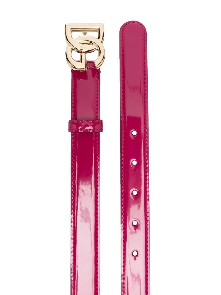 patent leather belt with logo plaque