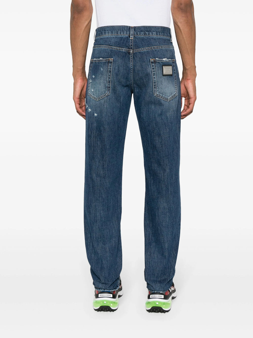 Straight jeans with a worn effect