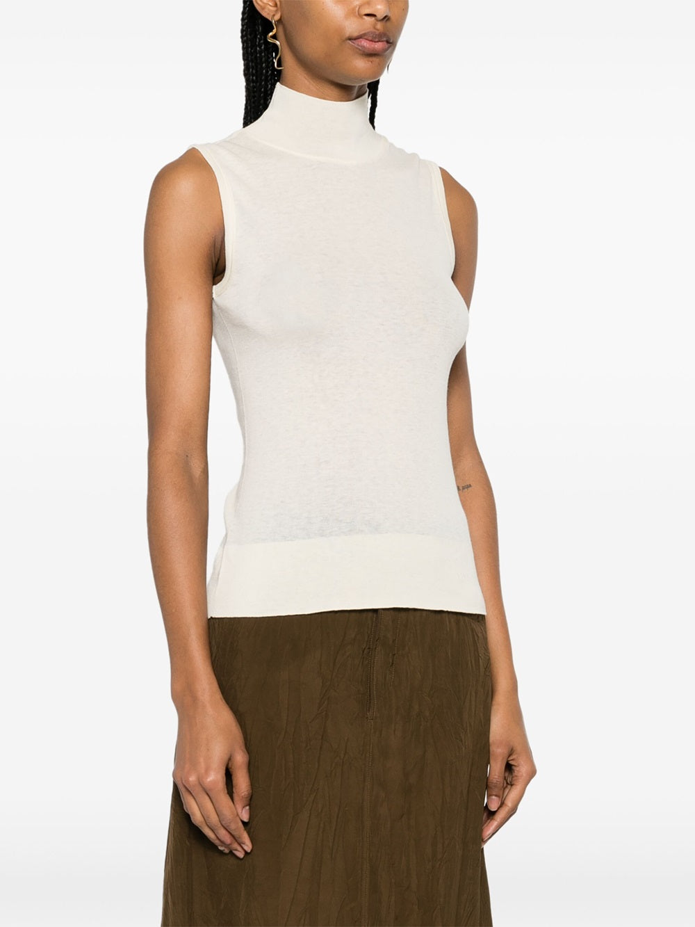 Sleeveless knitted top with mock neck