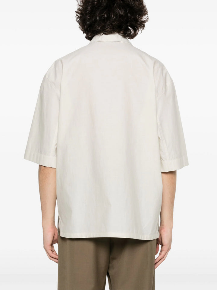 Shirt with wide collar